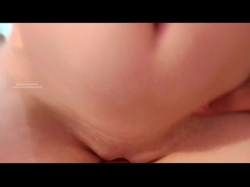 ❤️ میری بہن کے کمرے میں سو رہی تھی اور اسی طرح میں جاگ گئی۔ ❤❌ پر ur.mouthporn.ru ️❤
